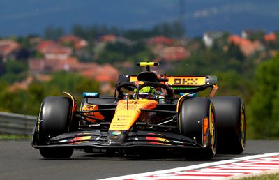 Lando Norris, start în forță! Pilotul McLaren a fost cel mai rapid în prima sesiune de antrenamente