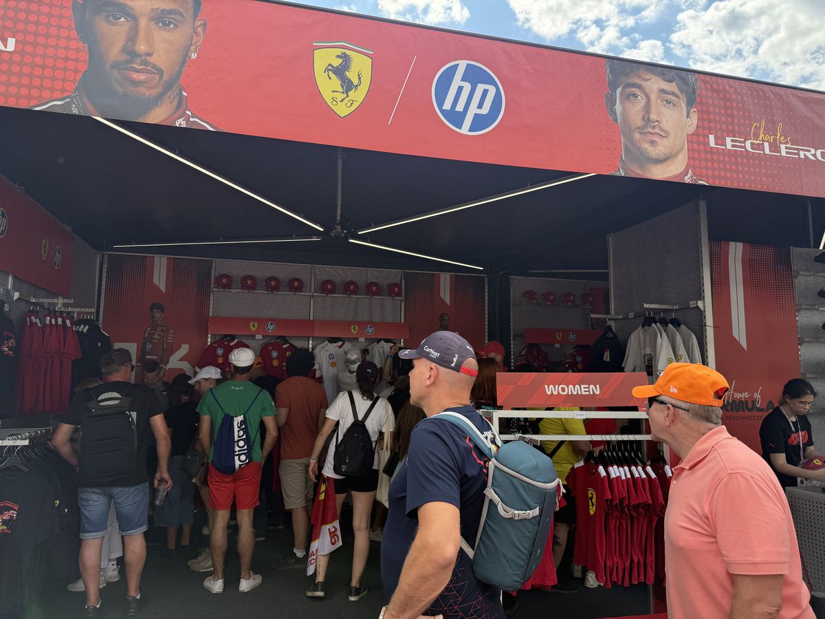 Atenție, Formula 1 nu e pentru oricine: cât costă o felie de pizza, o porție de cartofi sau o Cola » Ce prețuri sunt la MP de la Hungaroring