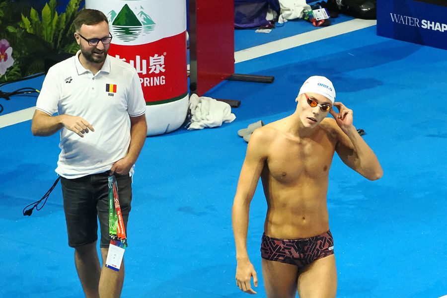 Adrian Rădulescu și David Popovici Popovici și țara care se îneacă pe uscat