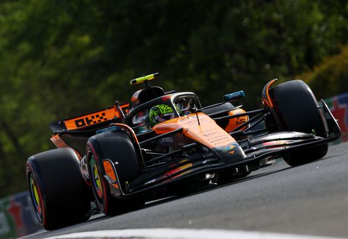 CORESPONDENȚĂ DIN UNGARIA McLaren e tot mai rapidă în Ungaria: Norris și Piastri, primii în a doua sesiune de antrenamente! + Verstappen nu-și găsește ritmul