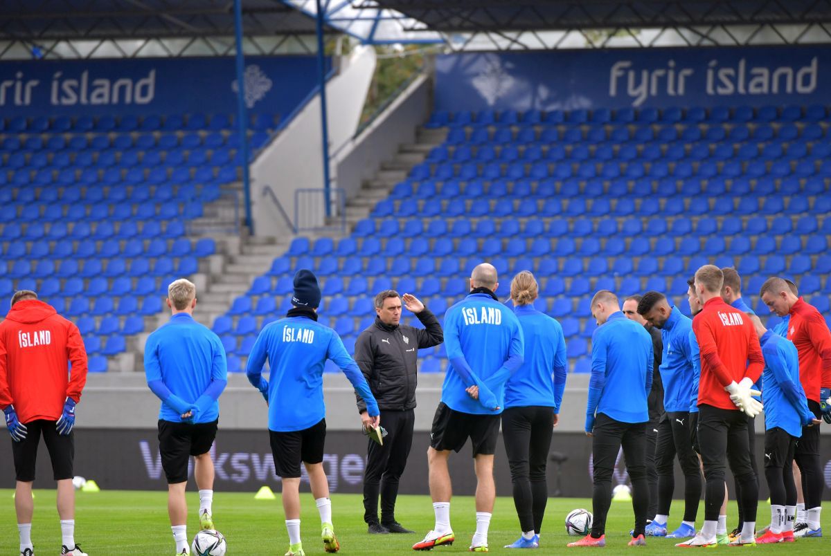 Ultimele informații din Islanda: GSP a asistat la antrenamentul oficial al nordicilor. Selecționerul Vidarsson ne avertizează: „Știu totul despre voi, chiar și cine e tatăl fiecărui jucător”