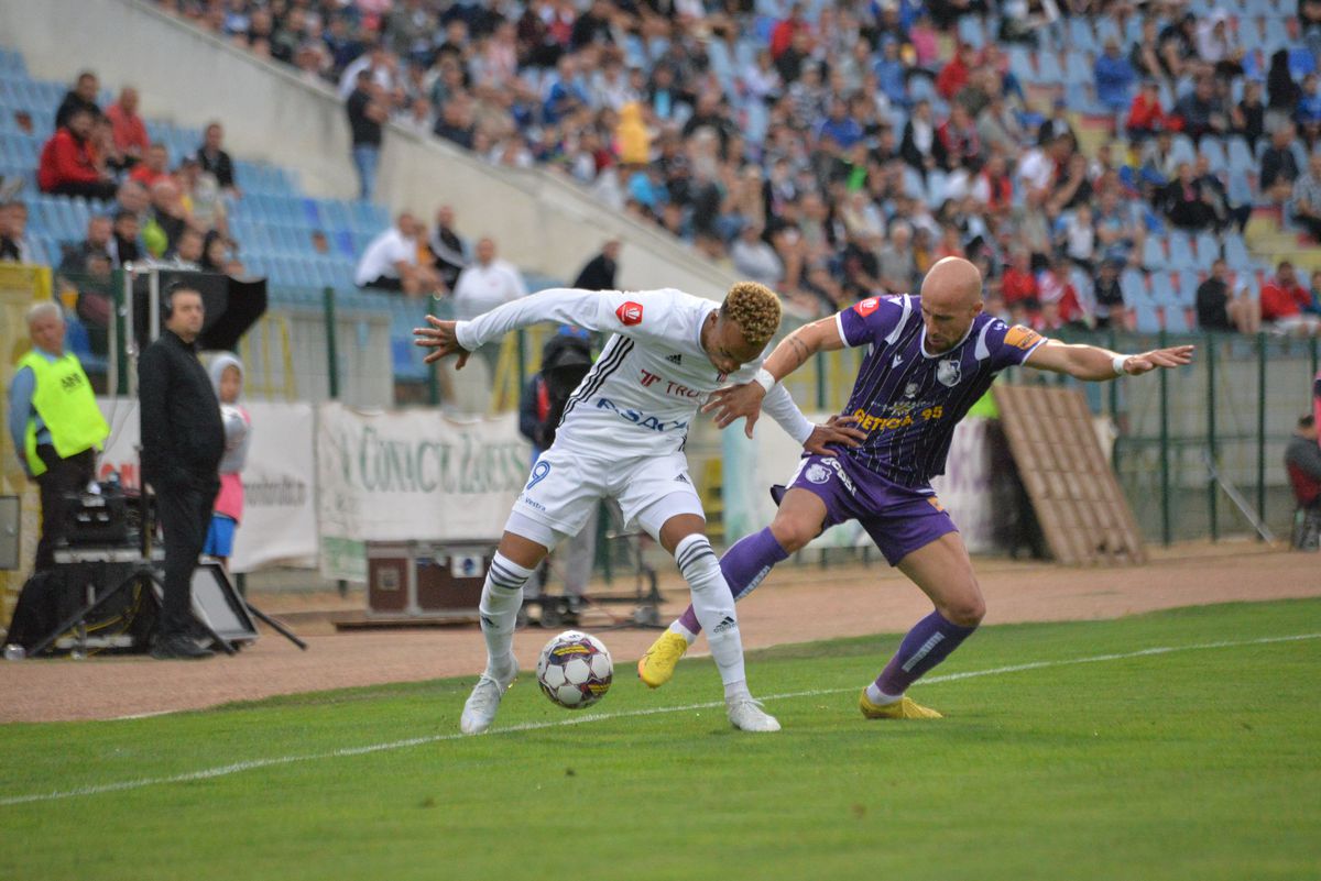 Remiză de play-out » FC Botoșani și FC Argeș termină la egalitate după un joc slab. Clasamentul ACUM