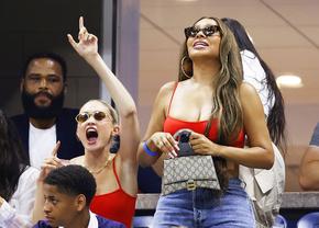 Festival de celebrități ca s-o vadă pe Serena Williams la US Open » Cine a răpit toate privirile