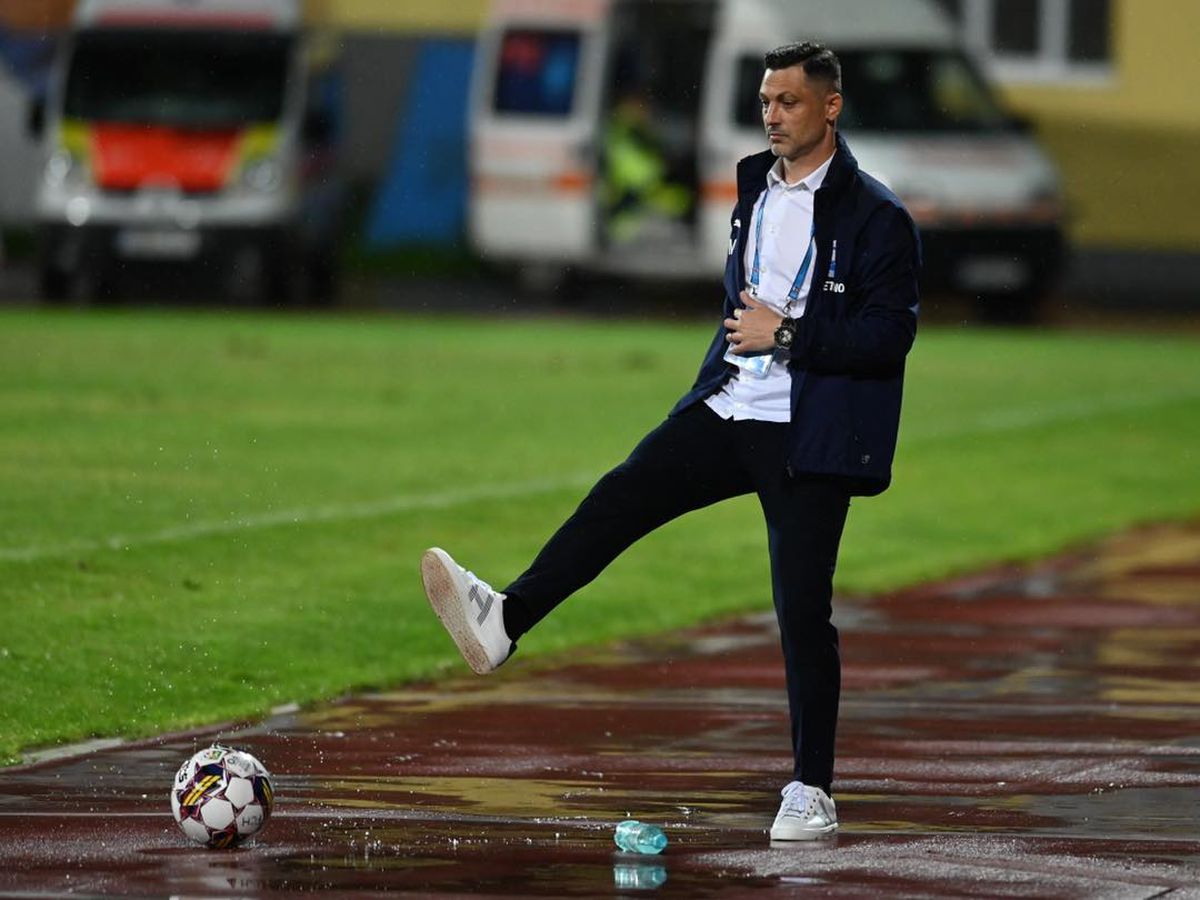 Ce-a fost în capul lui? Pariul lui Rădoi, gafă inexplicabilă » Ce a putut să facă ultimul transfer al oltenilor în Hermannstadt - Craiova