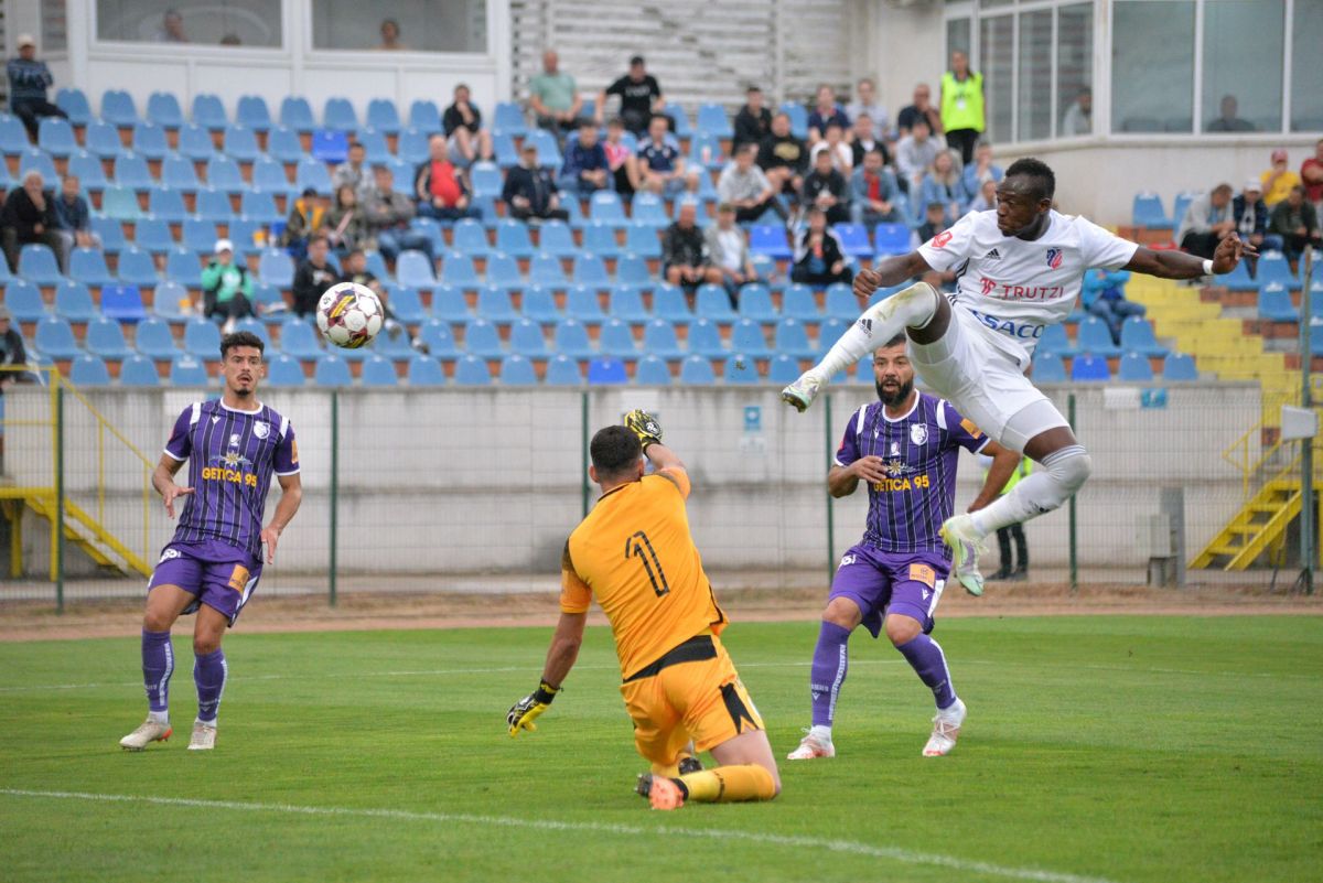 Remiză de play-out » FC Botoșani și FC Argeș termină la egalitate după un joc slab. Clasamentul ACUM