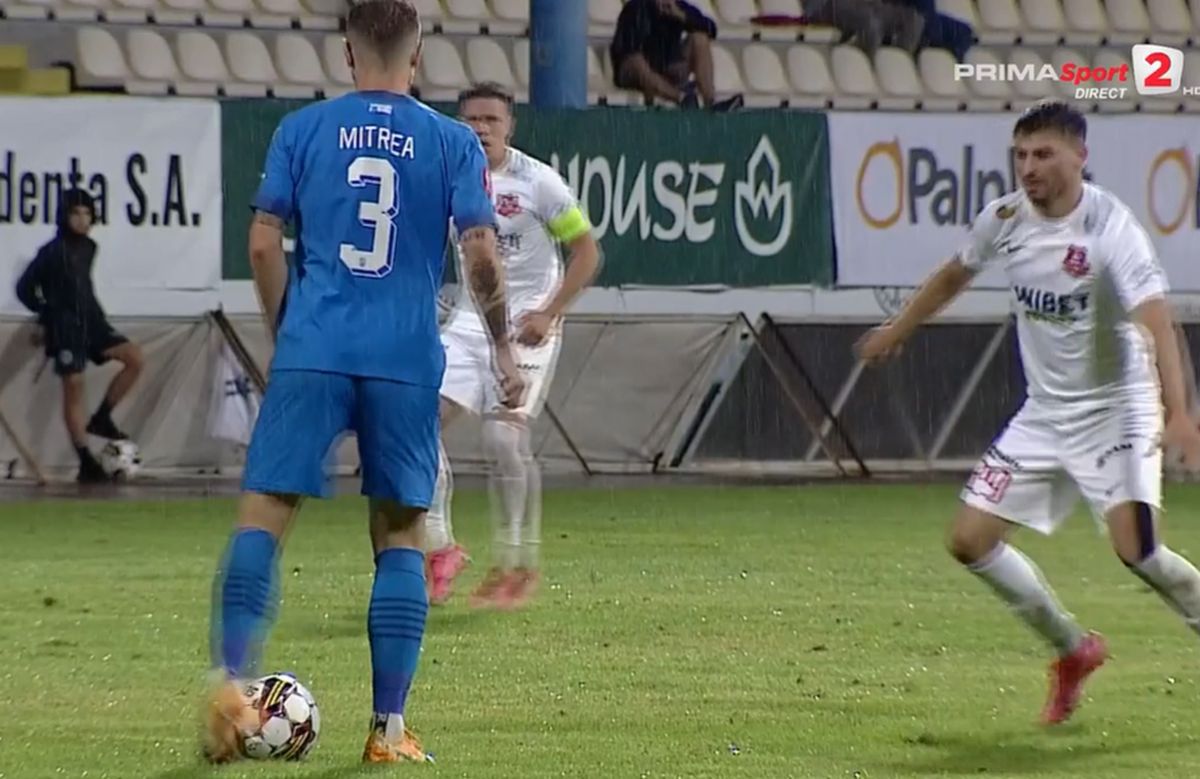 Ce-a fost în capul lui? Pariul lui Rădoi, gafă inexplicabilă » Ce a putut să facă ultimul transfer al oltenilor în Hermannstadt - Craiova
