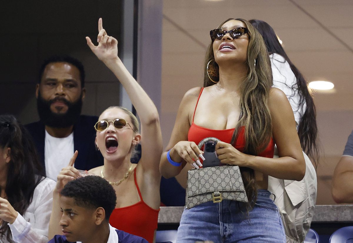 Celebritățile s-au îmbulzit ca s-o vadă pe Serena Williams la US Open » Cine a răpit toate privirile