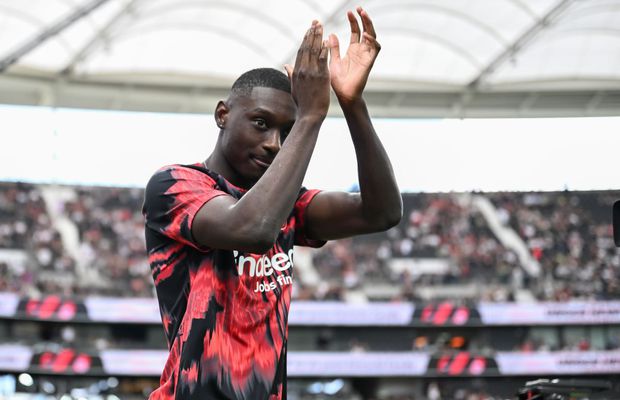 Kolo Muani s-a transferat la PSG! Cu mai puțin de două ore înaintea închiderii ferestrei de mercato în Germania, mutarea a fost gata să pice