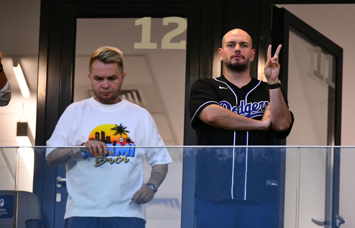 Love is in the air » Teodora Stoica și BRomania, apariție pe stadionul din Ghencea