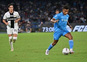Coșmar pentru fotbalistul lui Napoli după ce i-a învins pe Man și Mihăilă în Serie A » A fost oprit în trafic, amenințat cu pistolul și jefuit!