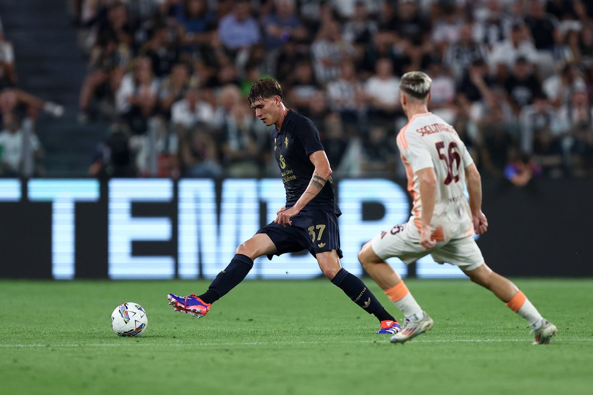 Juventus - Roma 0-0 » Primele puncte pierdute de „Bătrâna Doamnă" în noul sezon din Serie A