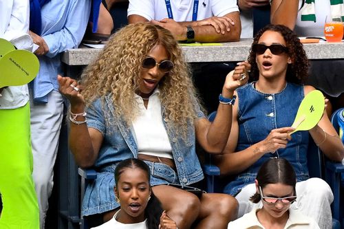 Serena Williams în tribuna arenei Arthur Ashe la US Open 2024 Foto: Imago