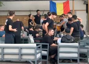 Ultrași duși la secție: s-au luat la bătaie cu jandarmii după meciul din Superligă! » „Problemele au început când au aprins focul”