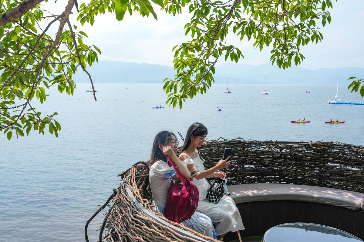 Andrei Burcă a numit dezavantajul vieții în China: „Încerc, dar e mai greu” » Cum arată orașul unde evoluează: e aproape cât Bucureștiul