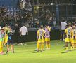 Petrolul, băgată în ședință de suporteri după meciul cu Farul
