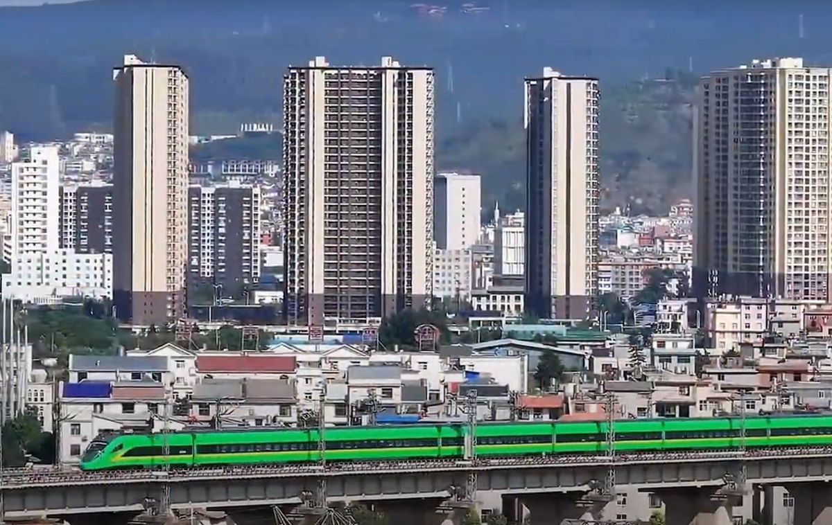 Andrei Burcă a numit dezavantajul vieții în China: „Încerc, dar e mai greu” » Cum arată orașul unde evoluează: e aproape cât Bucureștiul