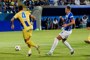 Petrolul - Farul, primul meci al zilei în Superligă! „Lupii” vor să-și împace suporterii, „marinarii” încă speră la play-off » Echipe probabile