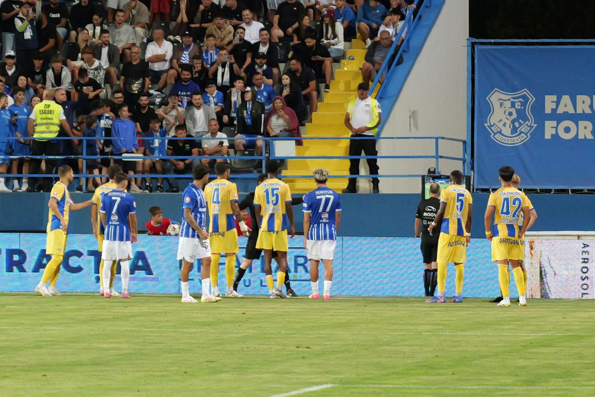 Farul - Petrolul, cadre din meci // foto: Andrei Furnigă (GSP)