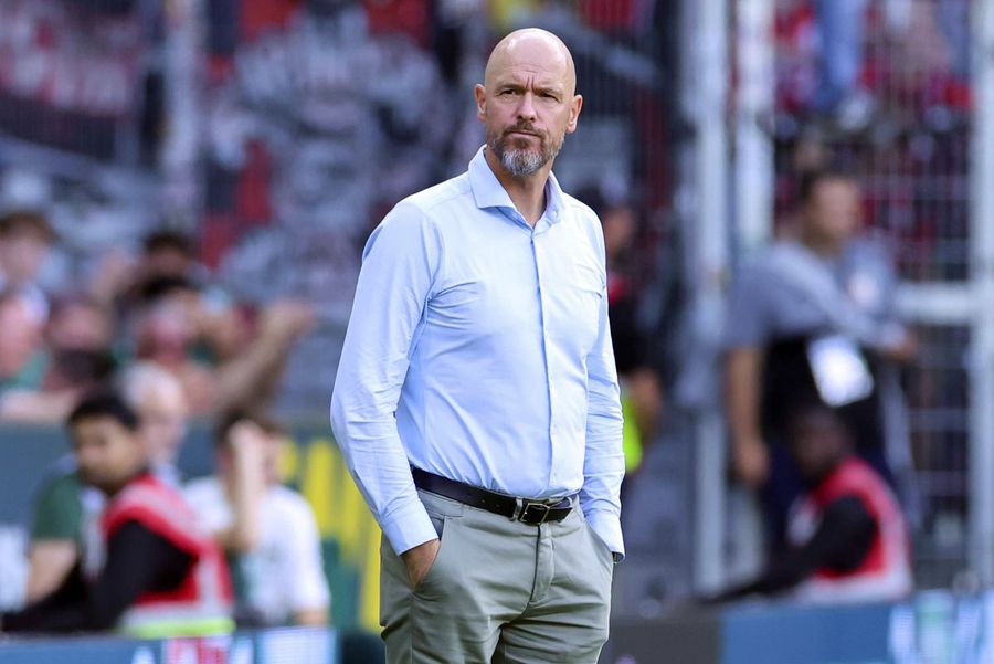 Succesorul lui Erik ten Hag vorbește despre demiterea-fulger a „bunului său coleg”: „A fost foarte haotic. Sper la ceva mai mult de 3 meciuri”