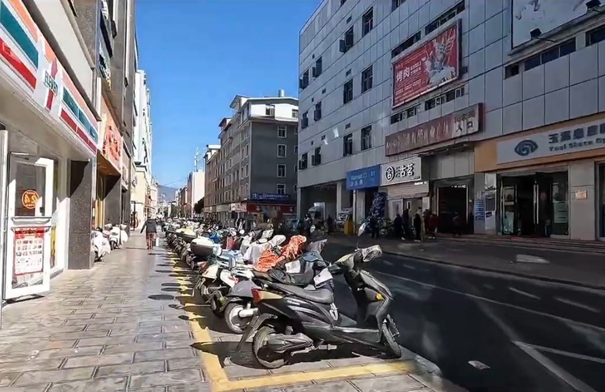 Andrei Burcă a numit dezavantajul vieții în China: „Încerc, dar e mai greu” » Cum arată orașul unde evoluează: e aproape cât Bucureștiul