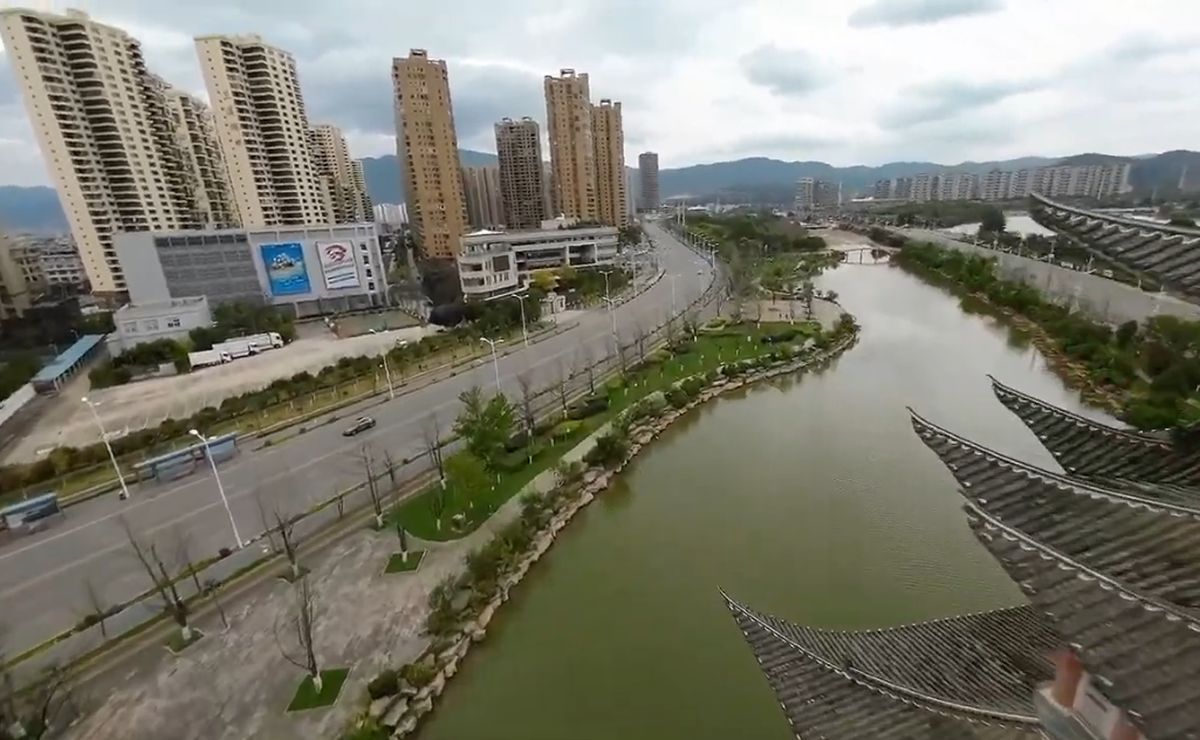 Andrei Burcă a numit dezavantajul vieții în China: „Încerc, dar e mai greu” » Cum arată orașul unde evoluează: e aproape cât Bucureștiul