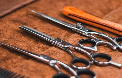 Antreprenoriatul în industria beauty: cum să creezi un barbershop de succes