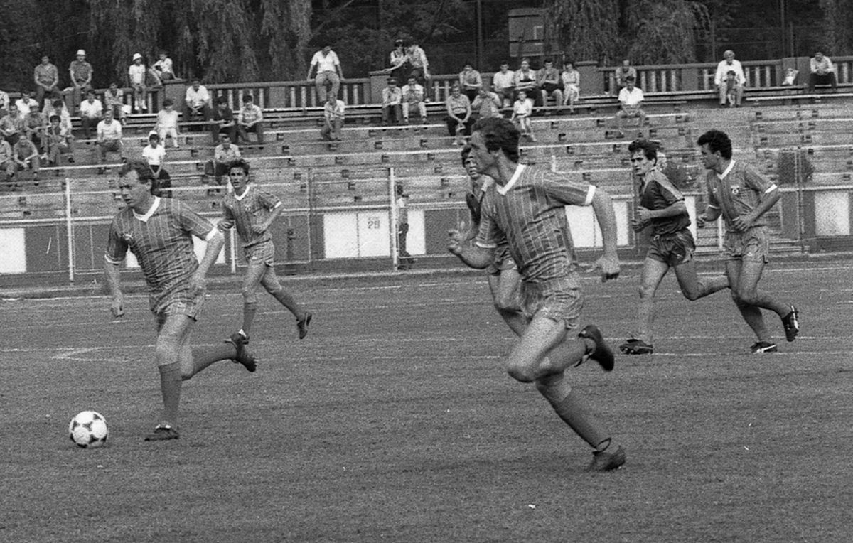 RETRO GSP. 34 de ani de la cea mai mare rușine din istoria lui Dinamo, de dinainte de Revoluție: 0-1 și 1-2 cu 17 Nentori