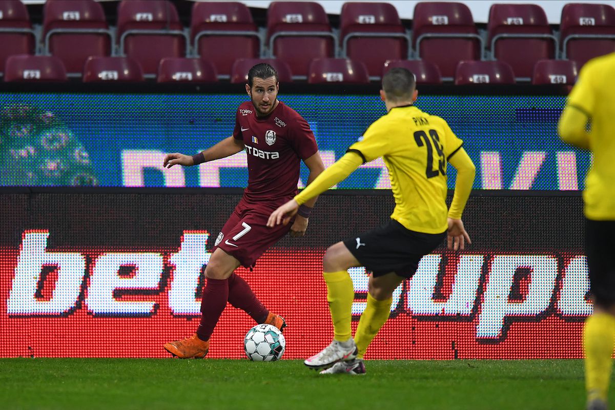 UPDATE CFR Cluj a primit o ofertă pentru unul dintre preferații lui Dan Petrescu! Clubul e nemulțumit: „Nici pentru jucător nu e o propunere avantajoasă”