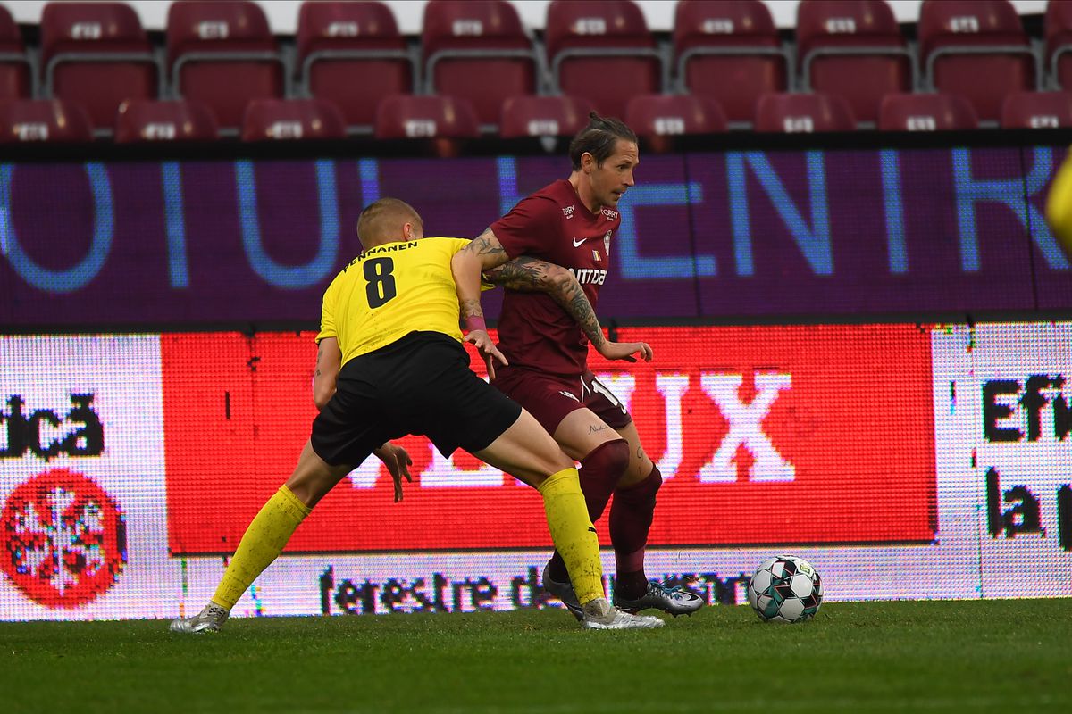 EXCLUSIV Dan Petrescu și-a găsit mijlocașul de creație! Cu cine negociază șefii lui CFR Cluj