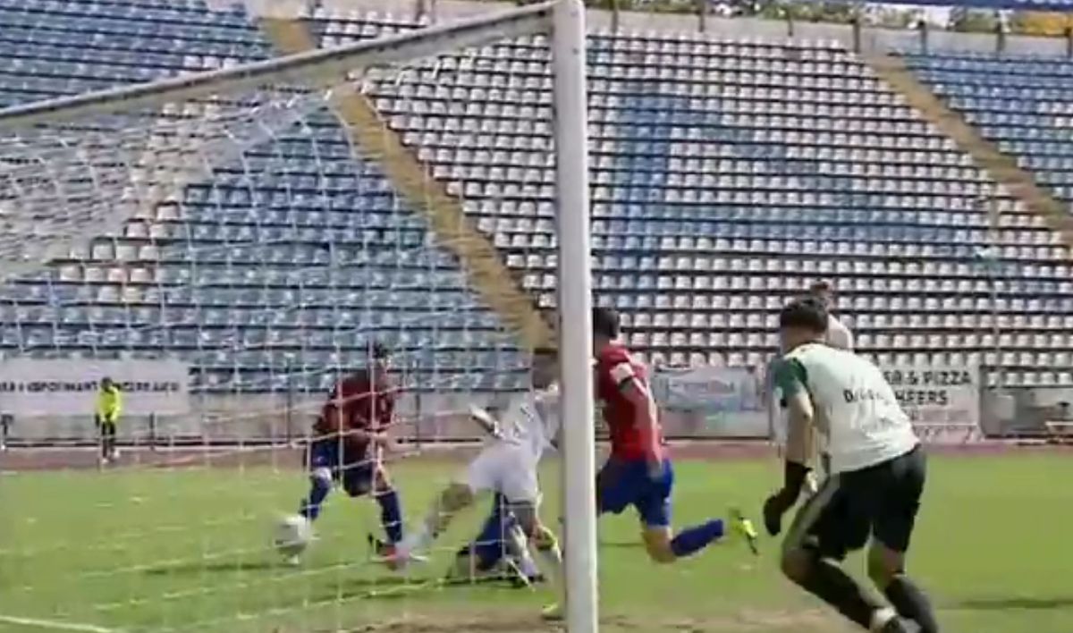 Portarul de la CSA Steaua, gafă de cascadorii râsului » „Militarii” au ratat șansa victoriei din cauza lui