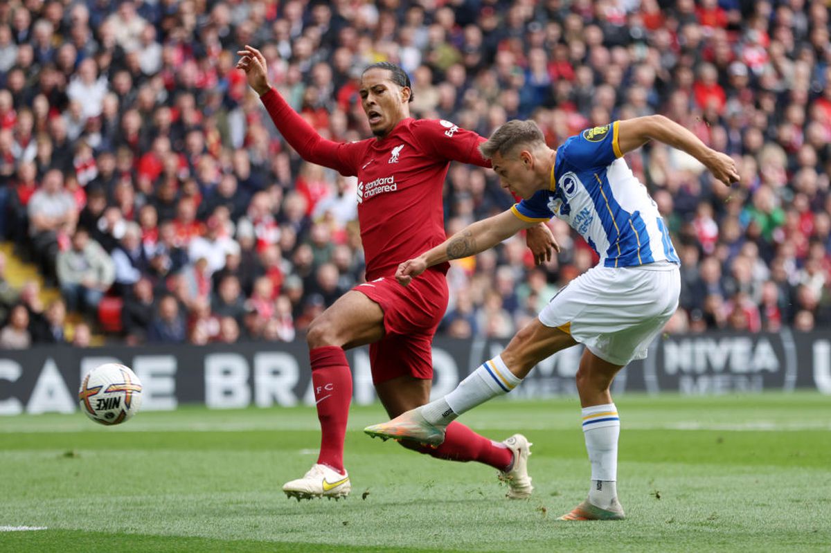 Liverpool a revenit de la 0-2 cu Brighton, dar n-a câștigat