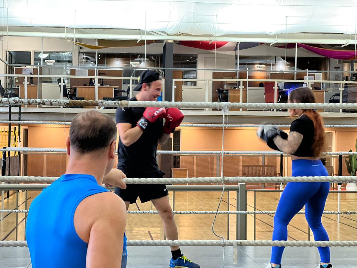 Gazeta l-a vizitat pe Lucian Bute în Canada » Interviu rar cu fostul campion mondial: „Am fost foarte afectat psihic, după meciul cu Froch. Am intrat într-o mică depresie”