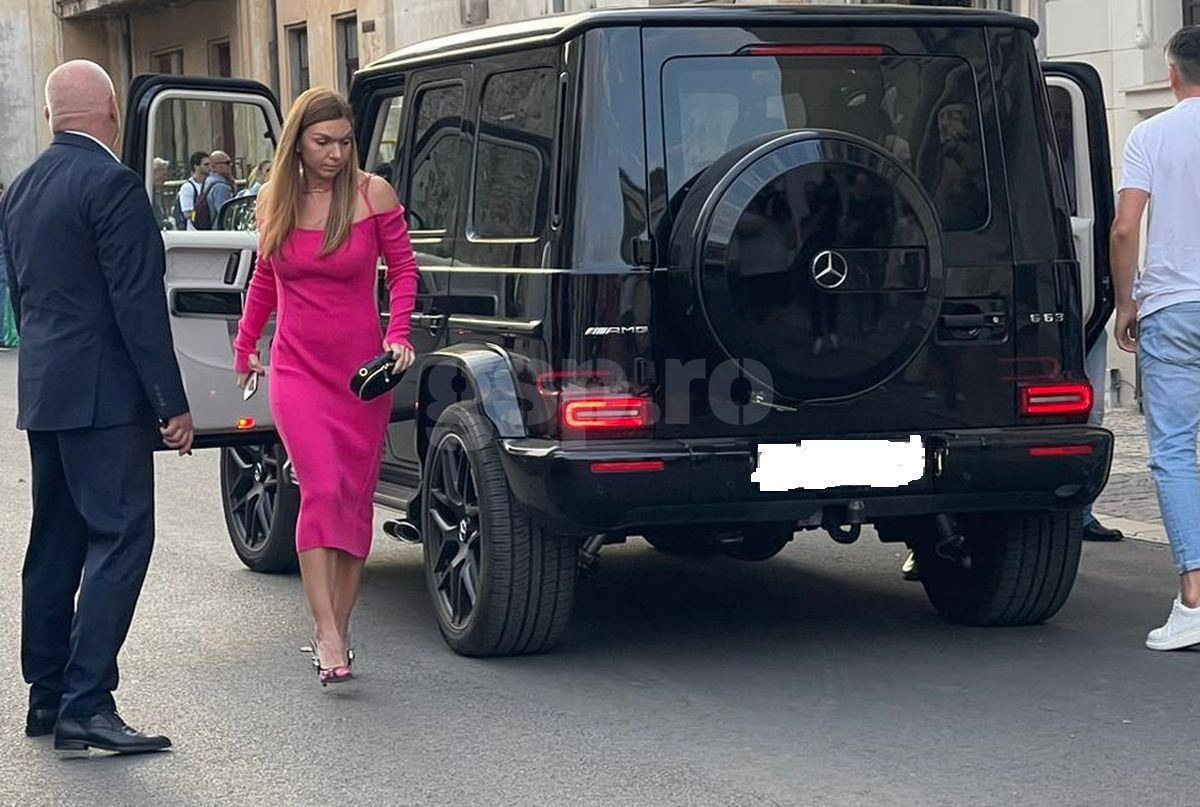 Simona Halep, apariție elegantă la evenimentul de la București » Discurs pe scenă: „O spun din tot sufletul, mai ales în aceste momente”