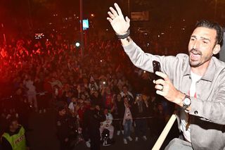 Elias Charalambous se luptă cu mentorul lui: „I-a spionat fiecare mișcare, zi de zi”. Răzvan Lucescu are 1-0