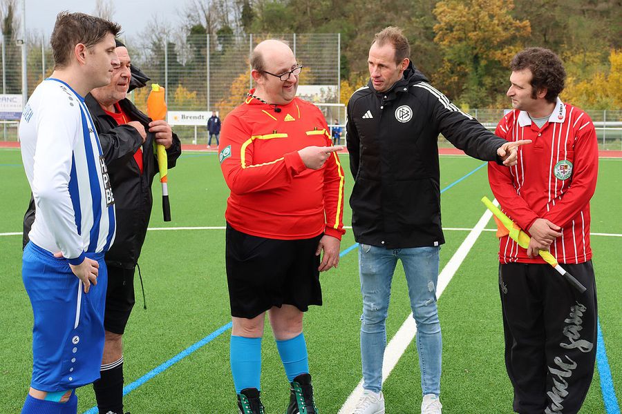 Un arbitru în flăcările iadului » Povestea lui Sascha Stegemann, germanul care va fi la centru în PAOK - FCSB din Europa League