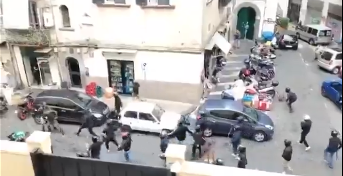 Șocant: suporter cu arma în mână lângă hotelul lui Sporting înainte de duelul din Liga Campionilor » Multiple conflicte pe străzi