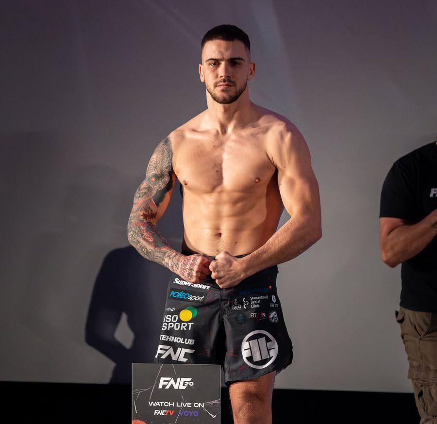 Un luptător MMA cunoscut, implicat într-o altercație fizică în centrul Belgradului » Plângere penală pe numele sportivului de 24 de ani
