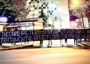 Ultrașii au ieșit în stradă, după tragedia care a șocat întreaga Românie: „Incompetență crasă!”