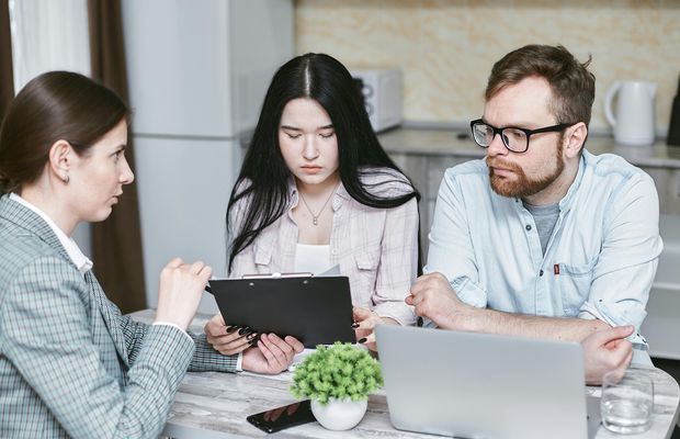 Cum te ajuta un credit rapid IFN sa eviti amanarea facturilor