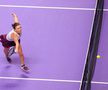 Simona Halep - Karolina Pliskova, WTA FINALS SHENZEN // VIDEO+FOTO Simona, ELIMINATĂ dramatic: a revenit de la 0-6 în primul set, după care s-a prăbușit în decisiv! A patra eliminare consecutivă în grupe