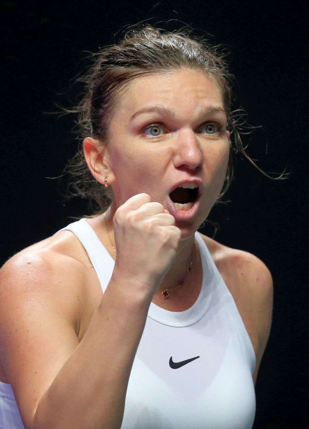 Simona Halep - Karolina Pliskova, WTA FINALS SHENZEN // VIDEO+FOTO Simona, ELIMINATĂ dramatic: a revenit de la 0-6 în primul set, după care s-a prăbușit în decisiv! A patra eliminare consecutivă în grupe