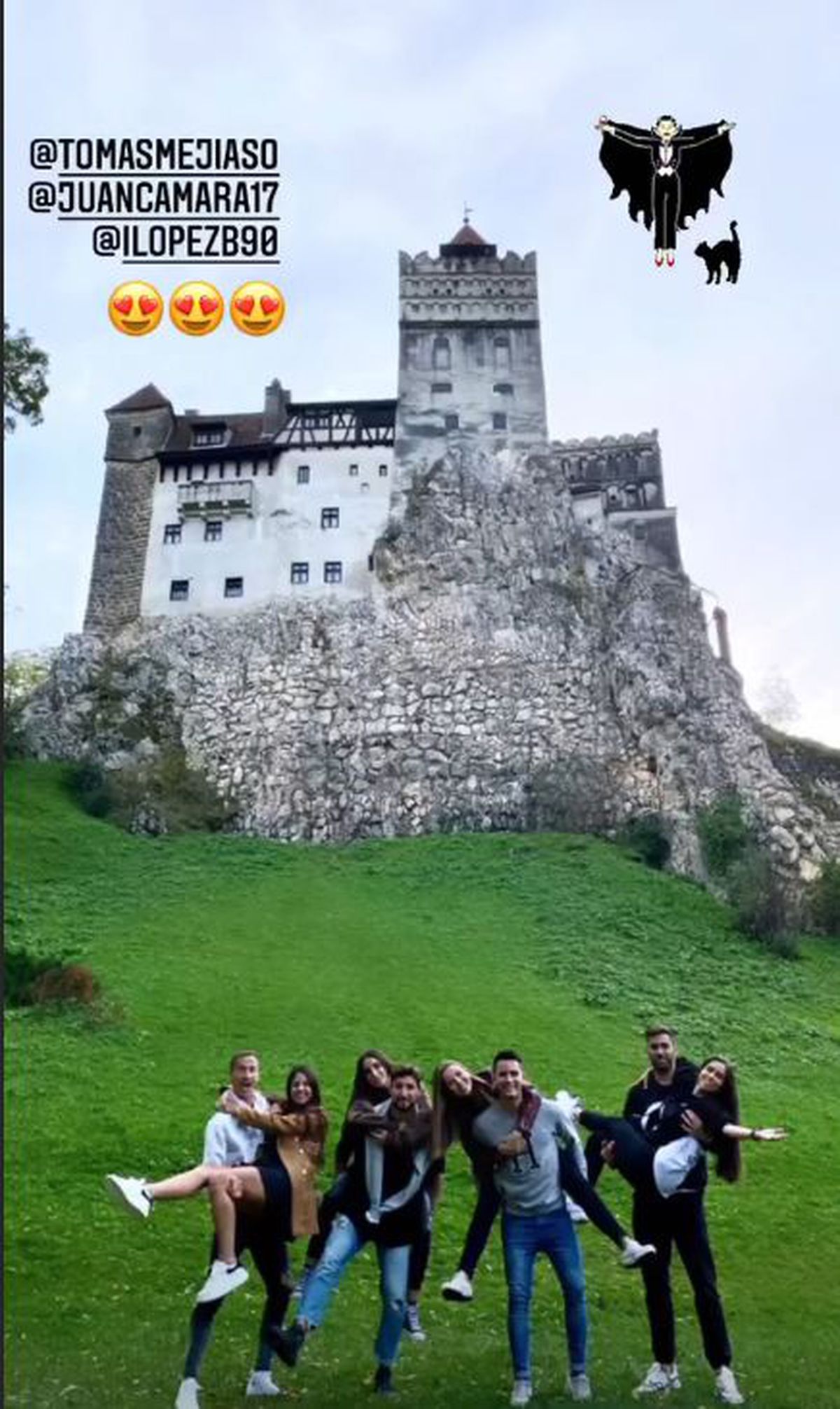 Jucătorii lui Dinamo vizitează România