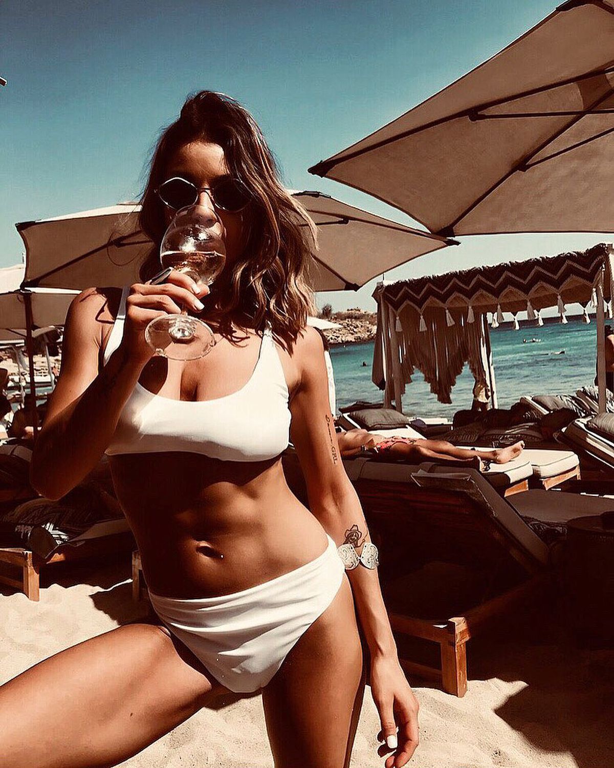 FOTO A sperat la Marius Niculae, iar acum face ravagii: sora Nataliei Mateuț arată incredibil