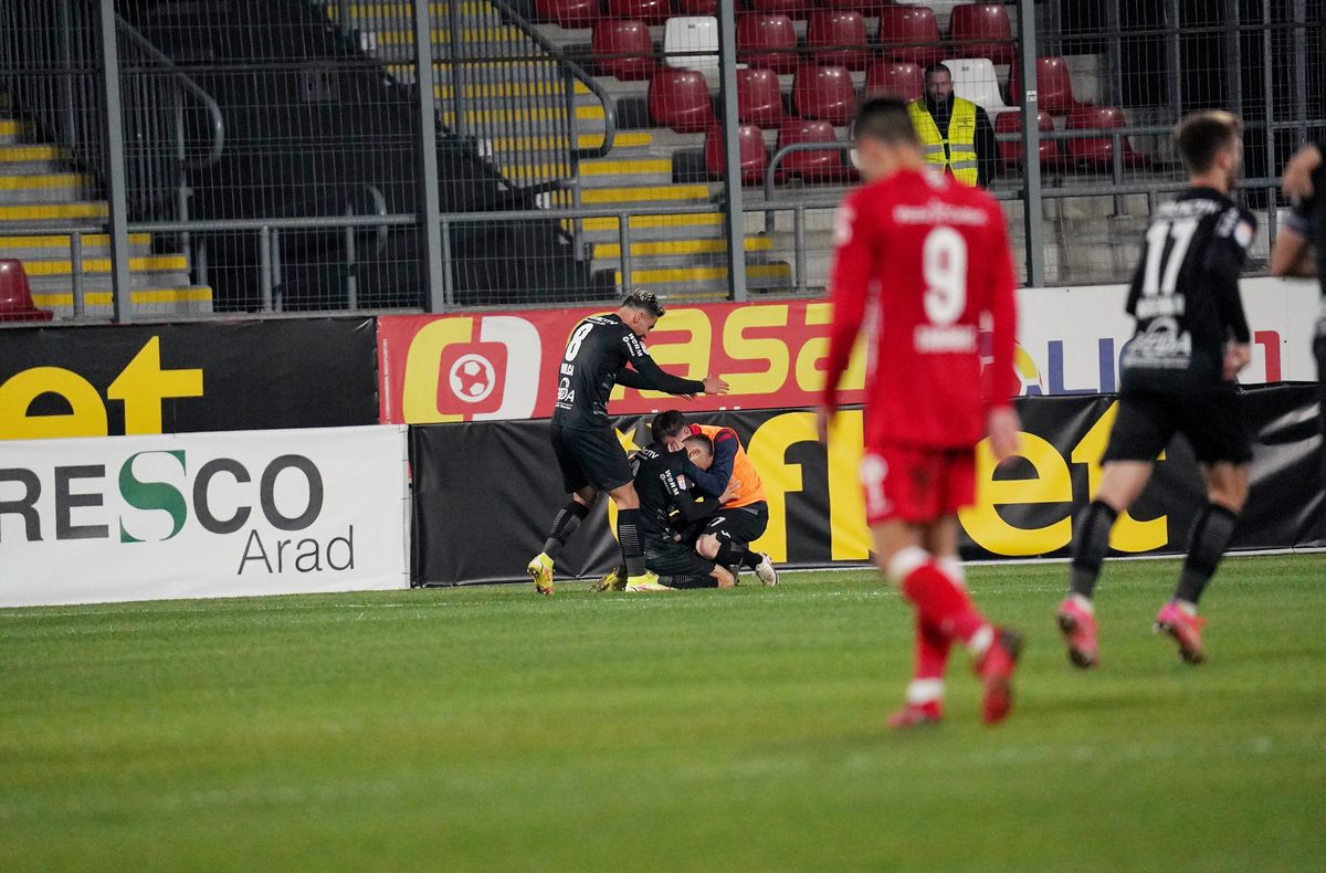 FOTO UTA Arad - Chindia Târgoviște 01.11.2021