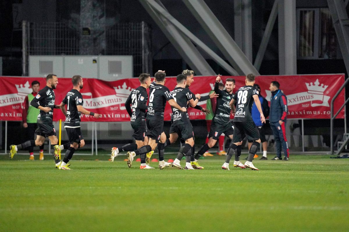 Declarația zilei în Liga 1: „Băiatul meu de 14 ani dădea gol din acele poziții”