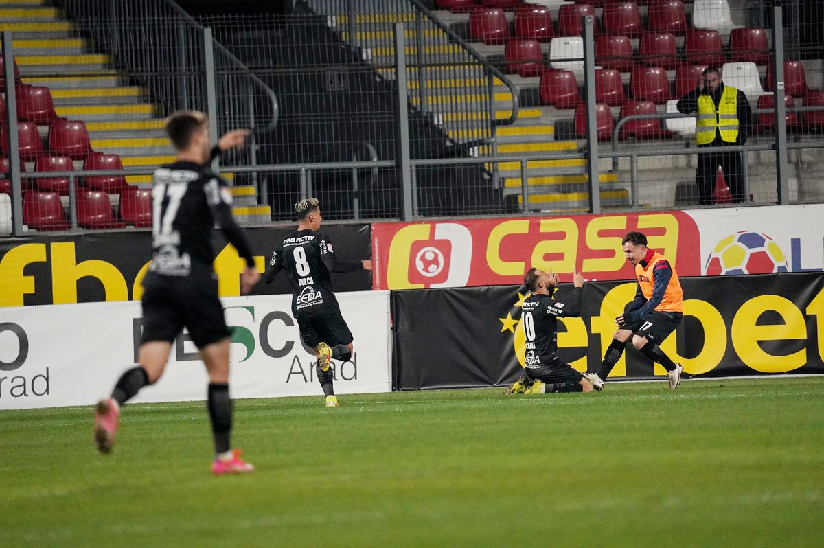 Declarația zilei în Liga 1: „Băiatul meu de 14 ani dădea gol din acele poziții”