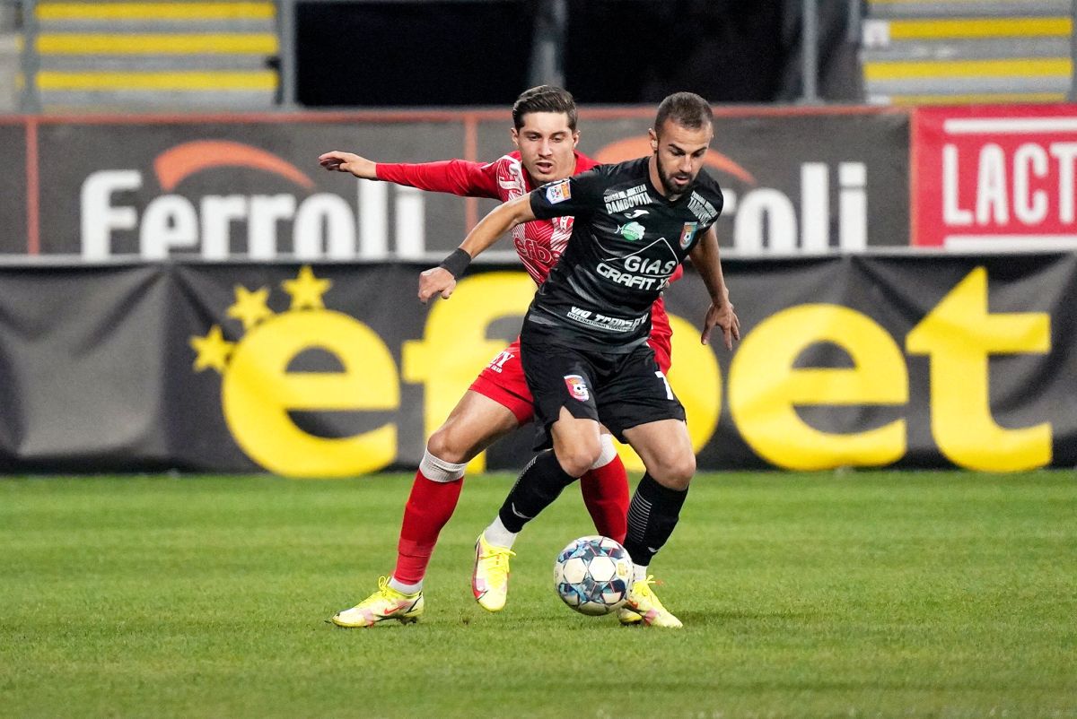 Declarația zilei în Liga 1: „Băiatul meu de 14 ani dădea gol din acele poziții”