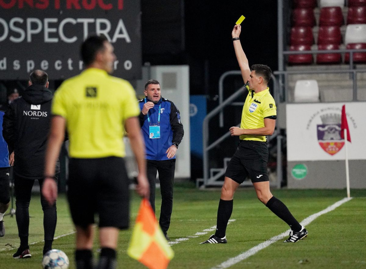 Declarația zilei în Liga 1: „Băiatul meu de 14 ani dădea gol din acele poziții”