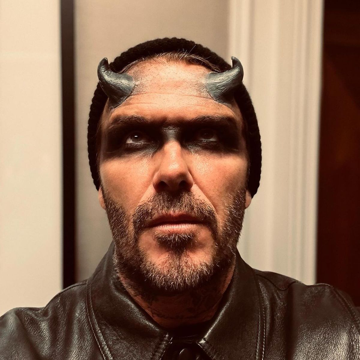 Cele mai spectaculoase „deghizări” de Halloween » The Rock s-a transformat în Beckham, show total în NFL + Mike Tyson „înțeapă” ca o albină