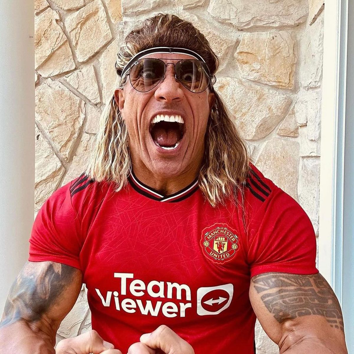 Cele mai spectaculoase „deghizări” de Halloween » The Rock s-a transformat în Beckham, show total în NFL + Mike Tyson „înțeapă” ca o albină
